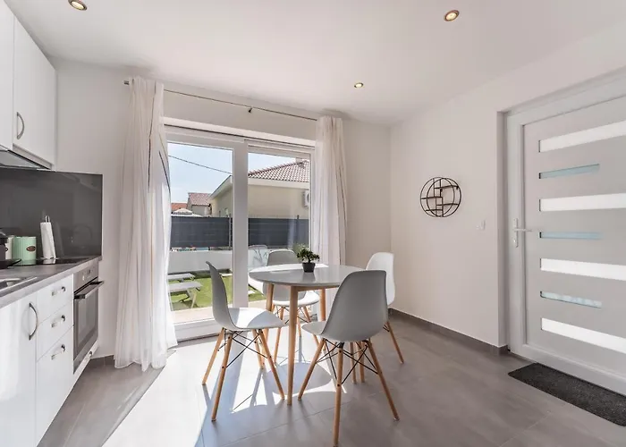 Bernie With A Pool *